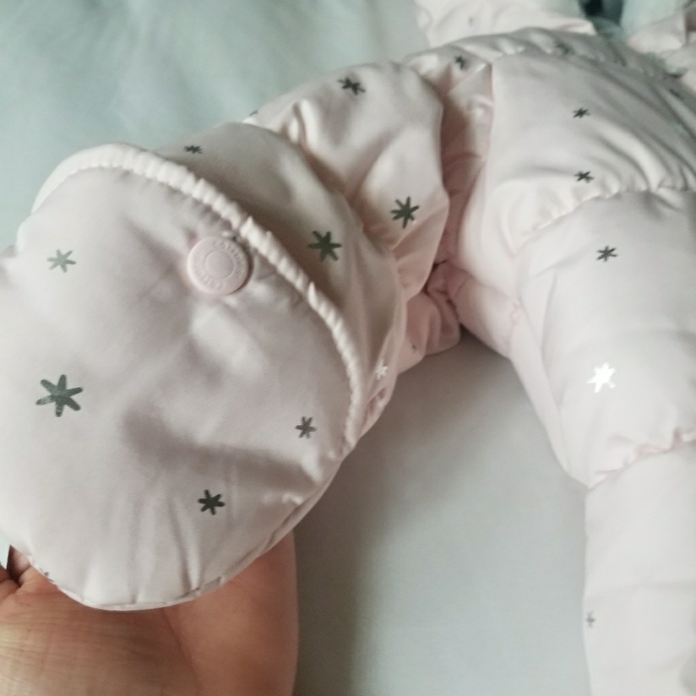 Snow suit - Picture 2 of 3